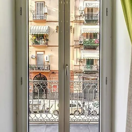 Casa Galu' 3* ナポリ