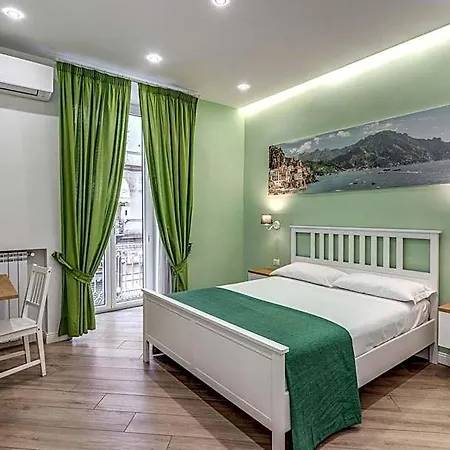 Casa Galu' 3* ナポリ